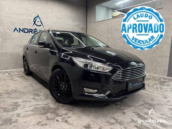 FORD FOCUS 2.0 TITANIUM PLUS FASTBACK 16V FLEX 4P POWERSHIFT